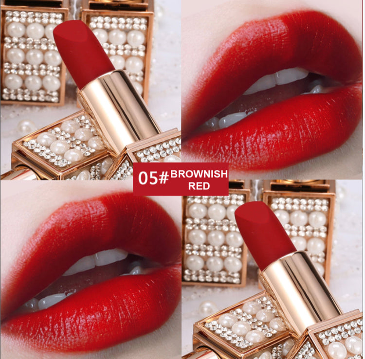 VELVET LIPSTICK