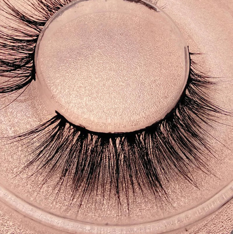 3D MINK STRIP EYELASHES