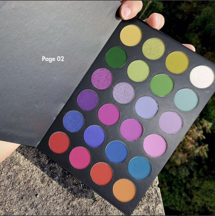 72 COLOR THREE PAGES EYESHADOW BOOK
